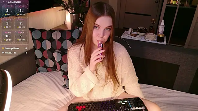 bratwifelina's cam snapshot