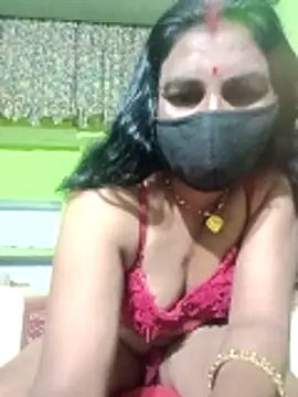 YOURFIVAA's cam snapshot