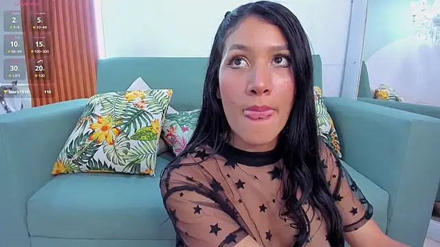 Violett_Rosse_'s cam snapshot