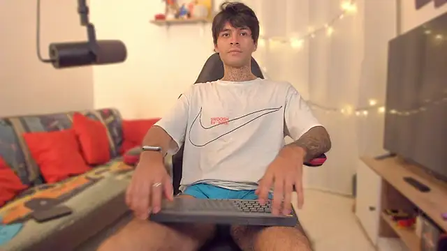 justin_stark7 live sex cam