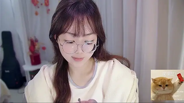 YUANYUAN-A's cam snapshot