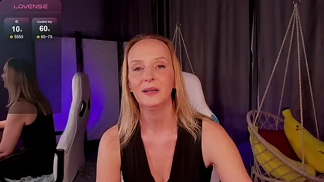 ScarlettPalmer live sex cam