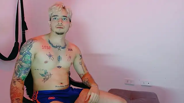 AliceandMax live sex cam