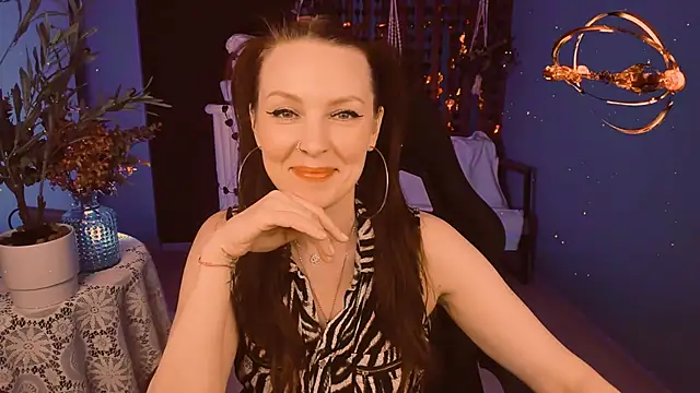 VandaRossi live sex cam