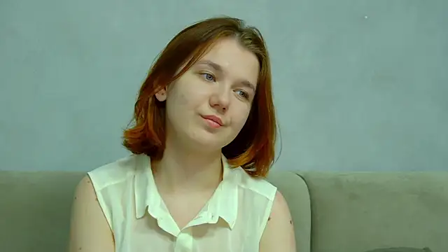 LessySmith live sex cam