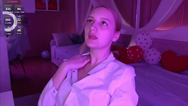 LillLane's cam snapshot