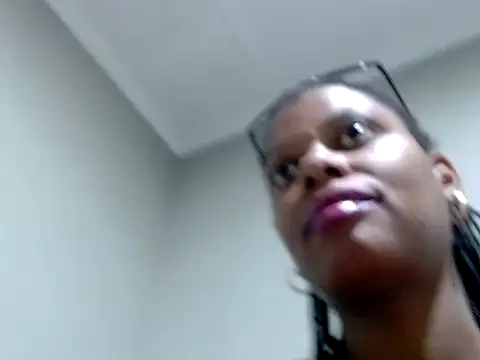 MzCoco's cam snapshot