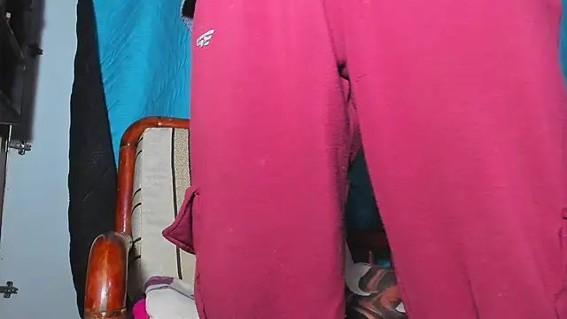 damn_fox's cam snapshot