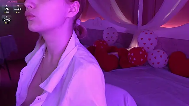 LillLane's cam snapshot