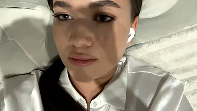 JoycelynUrion's cam snapshot