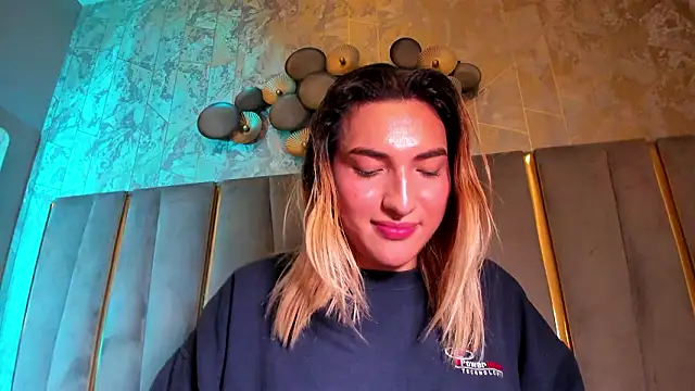 TomLondon_ live sex cam