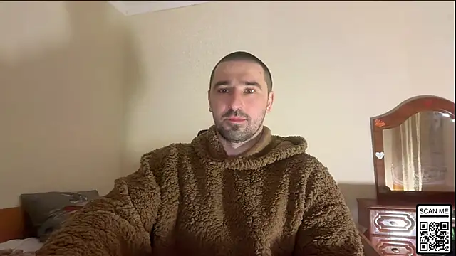 Hard_to_Obey's cam snapshot