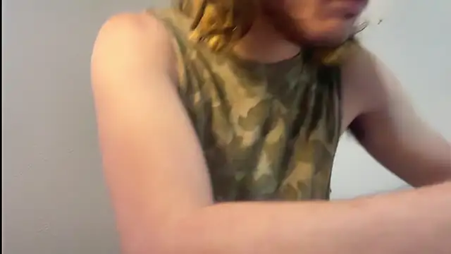 zacthefeetguy's cam snapshot