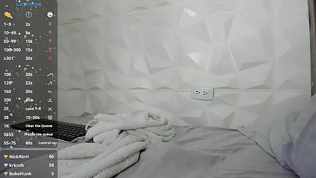 LeonidasKaiser live sex cam