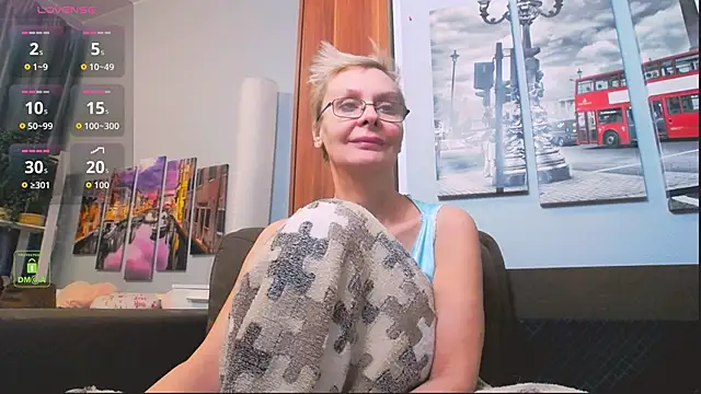 HelgaHimmell's cam snapshot