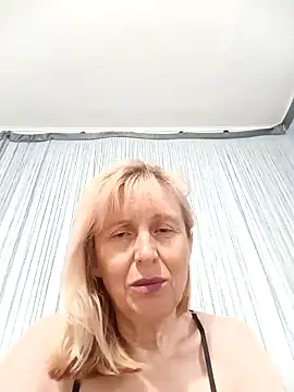 TrinaAdair's cam snapshot