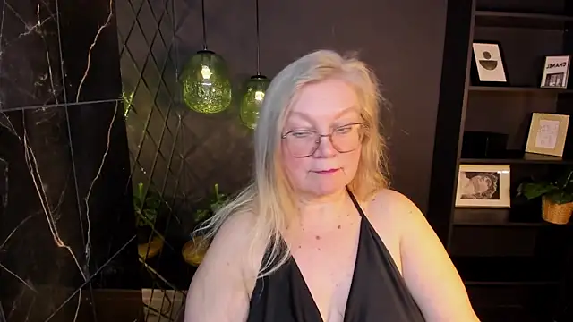 NataliMellow live sex cam