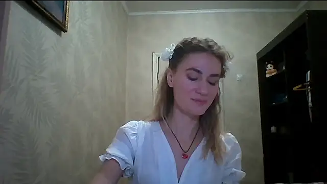 DeanneGilcher's cam snapshot