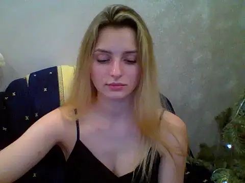 lady_olivia_'s cam snapshot