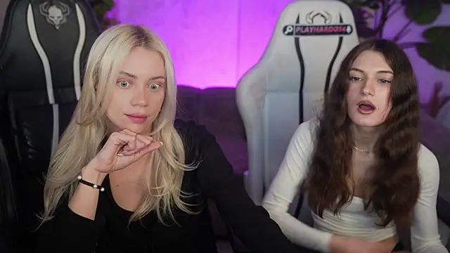 Britney054 live sex cam