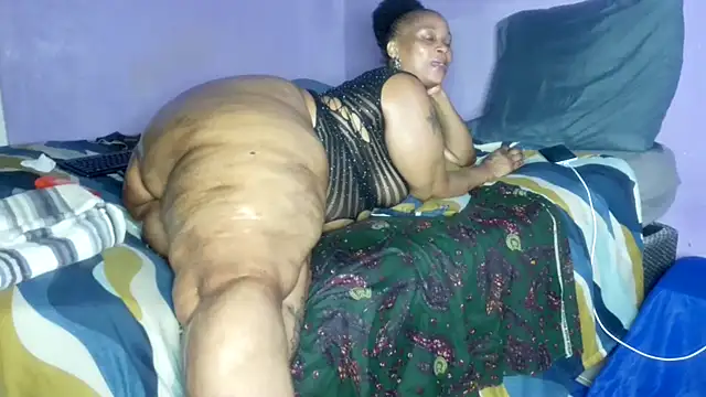 wilmaassylum's cam snapshot