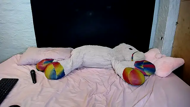 SexyBubblies96's cam snapshot