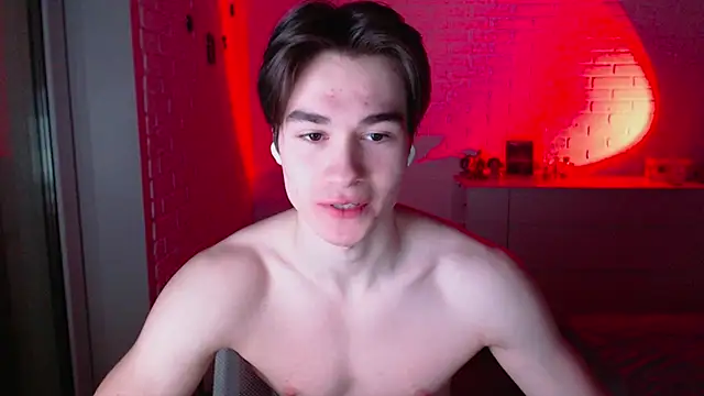 MarkusDean live sex cam