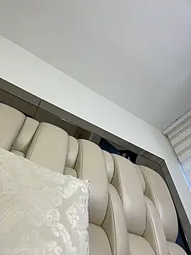 ALISSON_FOXXX1 live sex cam