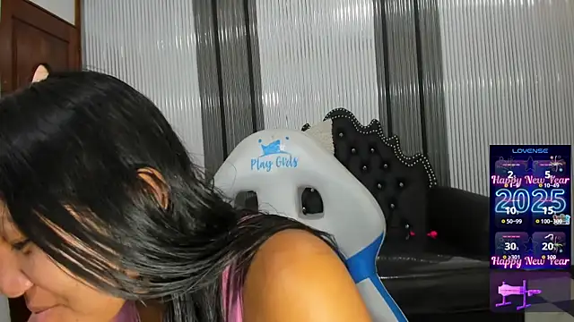 babyschoolgiirl's cam snapshot