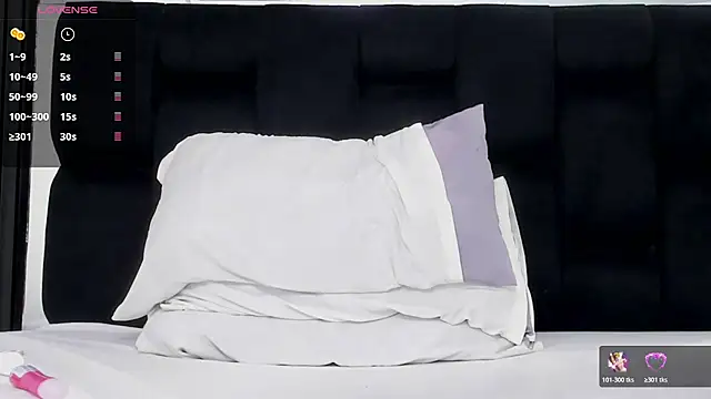 light_eyes_ live sex cam