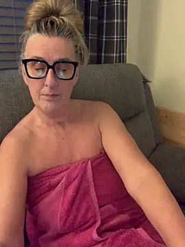 Mrsmoggy's cam snapshot