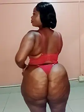 Luciouslips00's cam snapshot