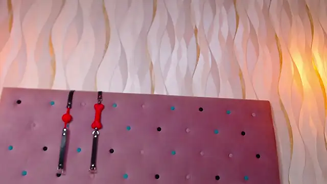 IsabelaLatina's cam snapshot