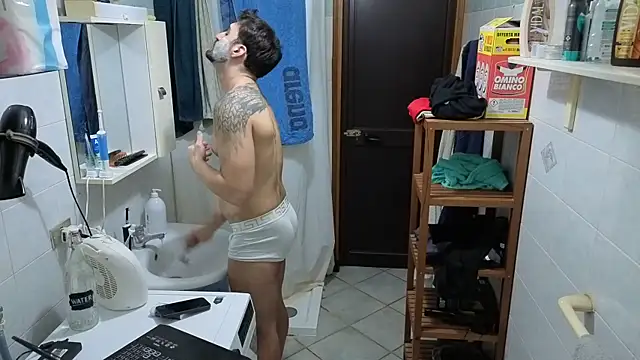 Al3xox02 live sex cam