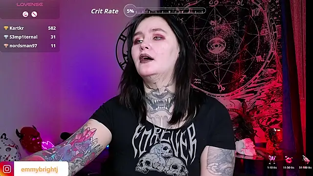 Emmybrightj_'s cam snapshot