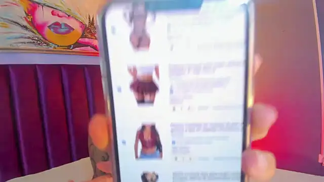 LauraAristizabal live sex cam