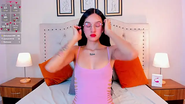 sara_stonems's cam snapshot