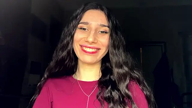 Yesmymia's cam snapshot