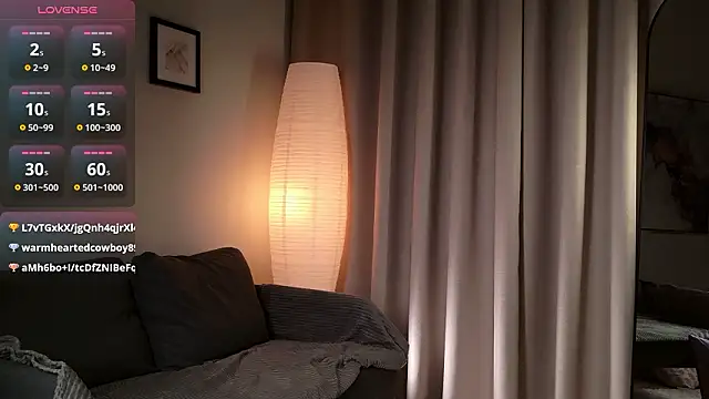 Julie_Rhodes's cam snapshot