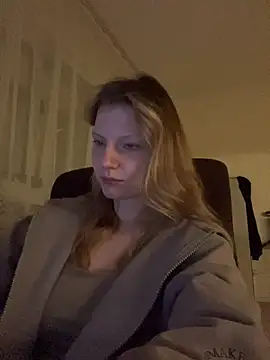 MaryHiggins live sex cam