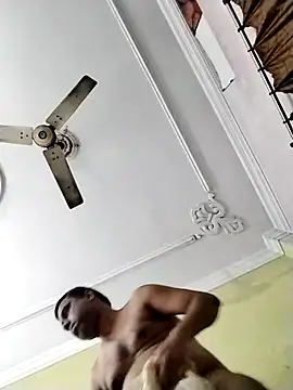 IndianPornStarRavee live sex cam