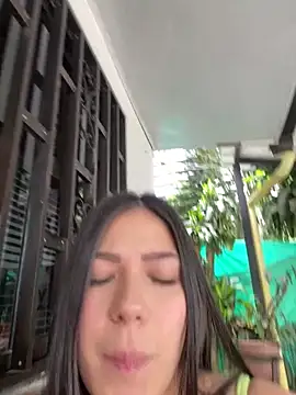 Latina_vanessa live sex cam