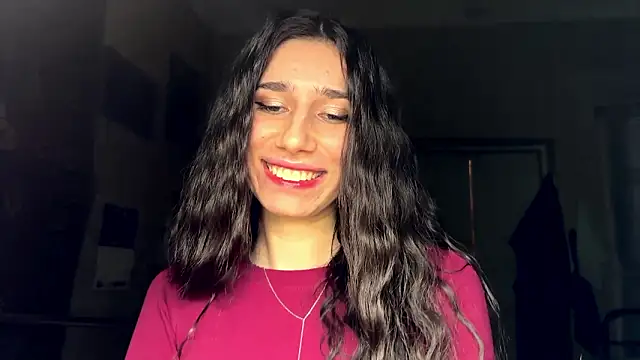 Yesmymia's cam snapshot