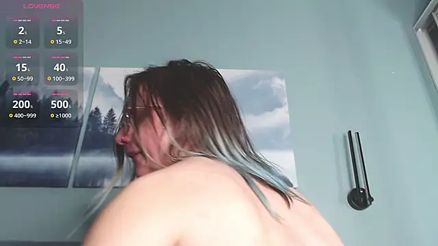 MilaniaCute live sex cam