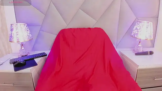 SussyRoss live sex cam