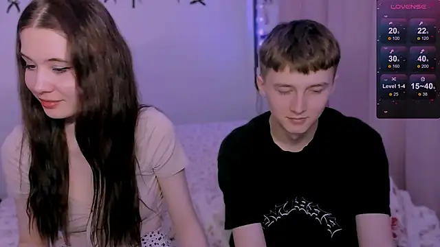 CoddleWeeper_ live sex cam