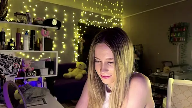 amily_sunray's cam snapshot