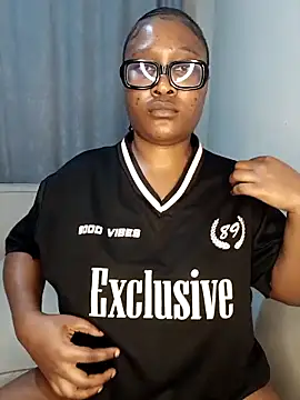 Zee-Thee-Gemini's cam snapshot