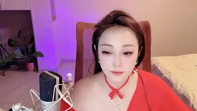 Daisy-77 live sex cam