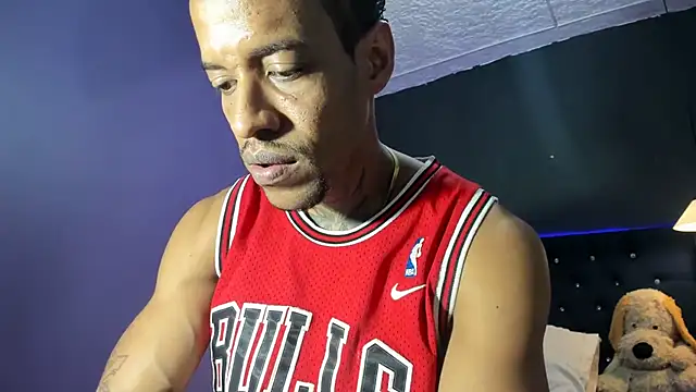 Salomon_koude live sex cam